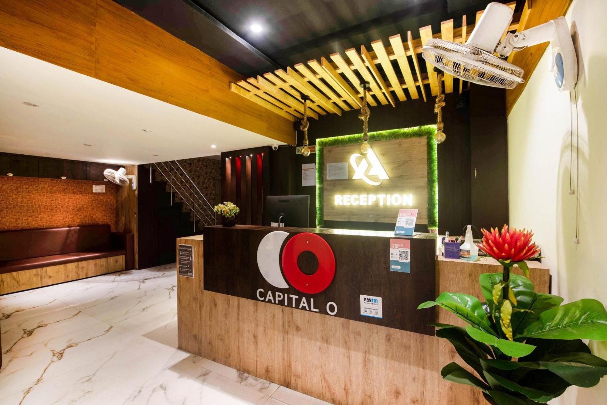 Hotel Capital O Alfa Vijayawāda Exteriér fotografie